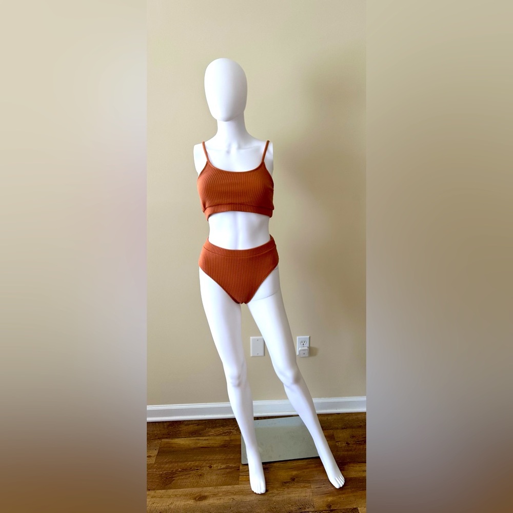 NWOT NO BRAND NAME SIZE SMALL